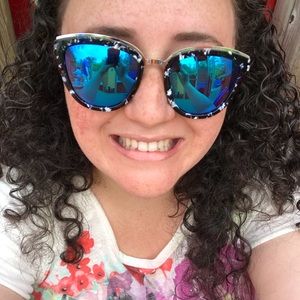 Meet your Posher, Marleny